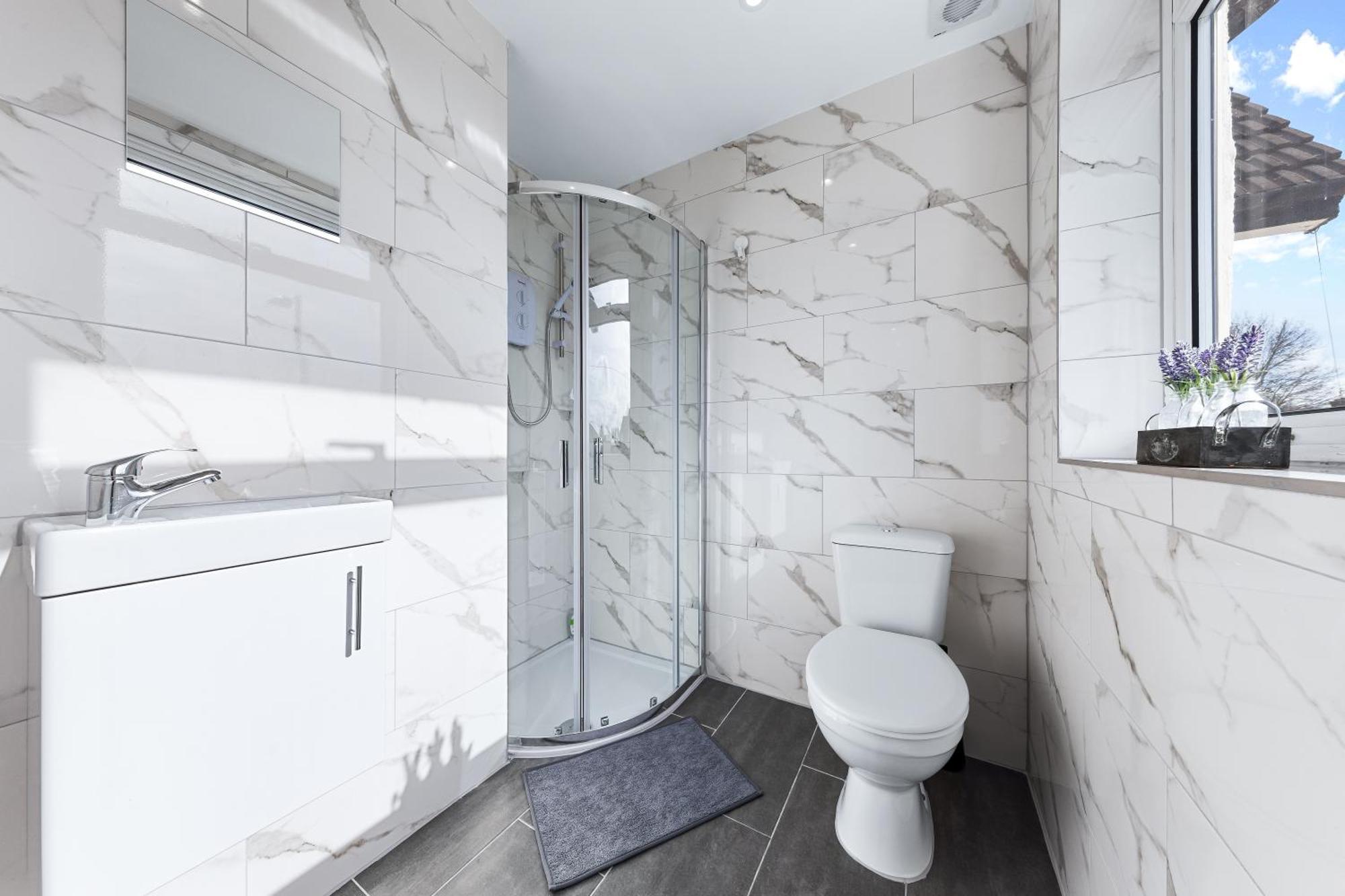 Serviced Ensuite Modern Studio - Sleeps 2 - Near Wembley Stadium - Good Transport Link To Central London - Harrow Ha3 Hatch End Eksteriør billede